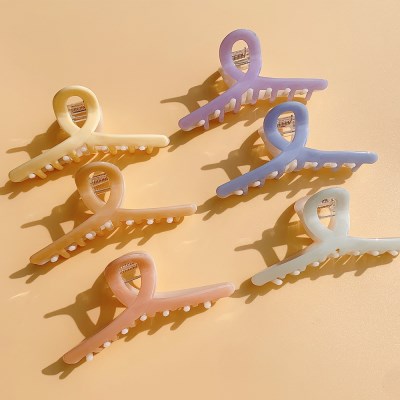 [반전매력] 연유 파스텔 투톤 컬러 꼬임 웨이브 집게핀 (6color)