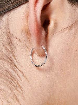 [유니제이] Twisted Hoop Silver Earring Ie323 [Silver]