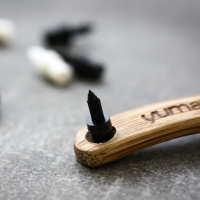 YUMAKI Single Tuft