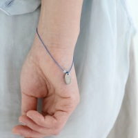 OUI BRACELET _ blue bird . cherry