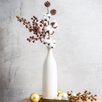 화이트 고어드 세라믹 화병