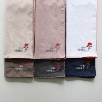 카네이션 자수손수건 - 엄마아빠 사랑해요