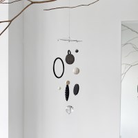 circular mini mobile - black