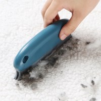 옷솔 먼지 제거 애견 털 청소 솔 보풀 브러쉬 (색상랜덤발송)