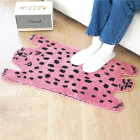 하라홈 치타 패턴 발매트 60x40cm 핑크 터프팅