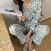 레이튼 여성잠옷 체크 긴팔 홈웨어 파자마세트_(2523010)