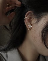 귀에 딱붙는 귓볼 큐빅 이어커프형 귀걸이 이어링 [2pcs]