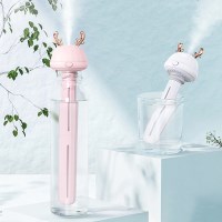 간편하게 꼽아쓰는 생수 빨대 미니 가습기 순록디자인