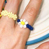 Blue Daisy Bold Beads Ring