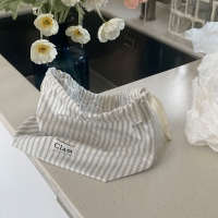 Clam string pouch _ Blue stripe