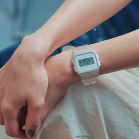 CASIO 카시오 레트로 젤리시계 화이트