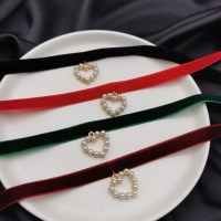 ZC172 컬러 벨벳 밴드 진주 하트 초커 포인트 목걸이