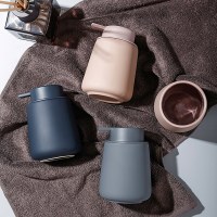 모던 도자기 디스펜서