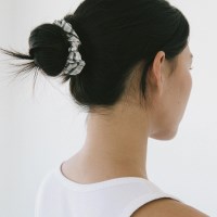 Linen Check Scrunchie (BEIGE)