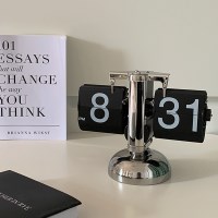 부이 아날로그 감성 그대로 인테리어 플립형 탁상 시계