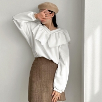 여자 빅프릴 브이넥 블라우스 가을긴팔 티셔츠