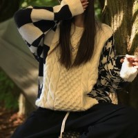 여성 하운즈 체커보드 믹스 패턴 꽈배기 니트