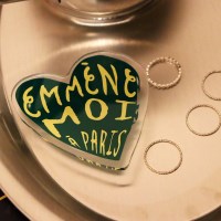 A Paris GREEN TOK