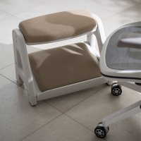 사무실 책상 각도 조절 다리받침대 2단 쿠션 발받침대 풋레스트