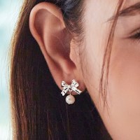 ribbon pearl-earring