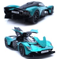 1:18 애스턴 마틴 발키리 그린 미니카 다이캐스트