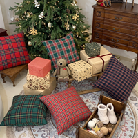 러프 소파 쿠션(솜포함) 45x45 산타 체크
