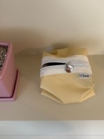 Clam round pouch _ Leather lemon cream