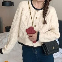 여자 겨울 부클 배색 포인트 크롭 가디건