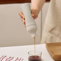 바겐슈타이거 실리콘 소스통 용기 양념 케찹통 2size