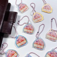 홀로그램 딸기 조각케이크 키링