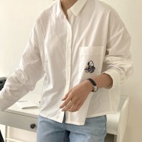 캐릭터 자수 포켓 세미 크롭 기본 여성 순면 베이직 셔츠 남방