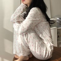플럼 신축성 좋은 여리 홈웨어 긴팔 잠옷 파자마