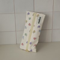 ouior flat pencil case - joy ivory (middle zipper)