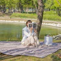 파우치형 피크닉 소풍 매트 돗자리 바다 캠핑 여행 방수 페스티벌