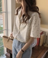 심플 디자인 도트 카라 블라우스