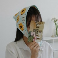 여자 해바라기 플라워 파스텔 물결 삼각 두건