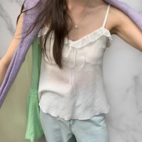 여자 프릴 하트넥 프릴 나시 블라우스