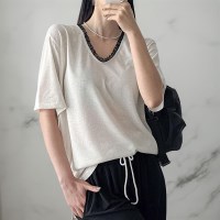 여자 언발루즈핏 배색 브이넥 레이스 티셔츠