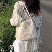 로비아 꽃 자수 매쉬 여름 숄더백 라탄백 1 color