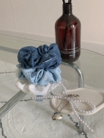nuee popcorn denim scrunchie (3 colors)