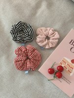 nuee waffle stripe scrunchie (3 colors)