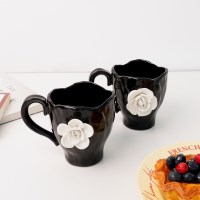 인블룸 까멜리아 플라워 머그컵