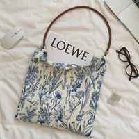 보린 플라워 나염 가죽스트랩 에코 숄더백