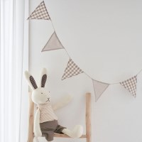 데코 패브릭 브라운 체크 삼각 가랜드 파티 캠핑 아이방꾸미기 벽장