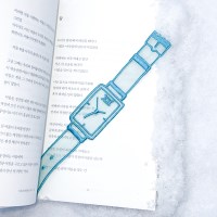 손목시계 자수 책갈피