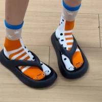 줄무늬점박이 정원장어 발가락 양말 쪼리 쓸데없는 웃긴 재미있는 선