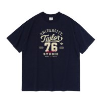 유니버시티 76 그래픽 오버핏 반팔티 (네이비)