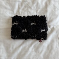 블랙 리본 파우치