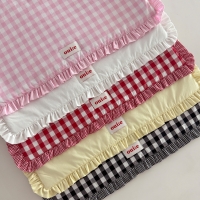 위에 oui:e 사각 프릴 테이블매트 키친크로스 다꾸매트