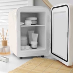 RETRO Mini 화장품 냉장고 4리터 CH1994035